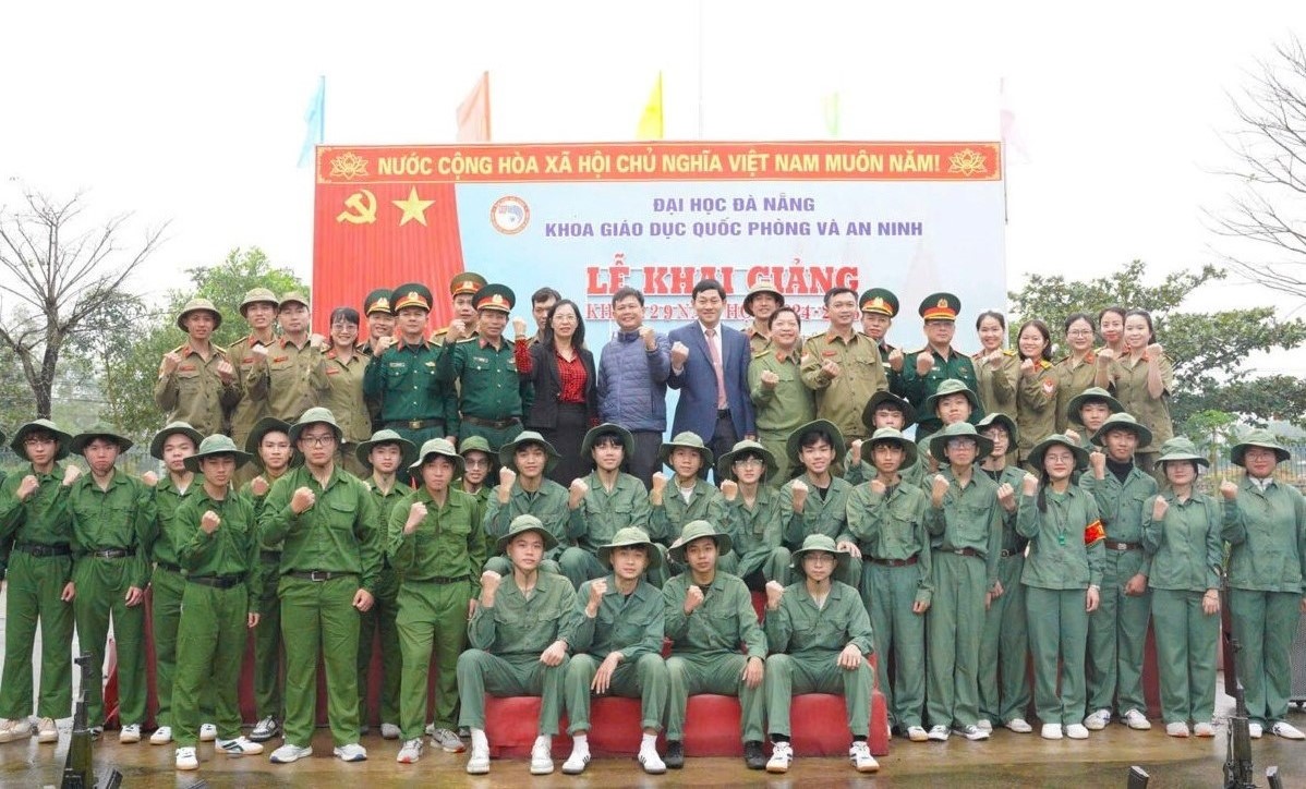 slidelekhaigianggdqpan30122024.jpg